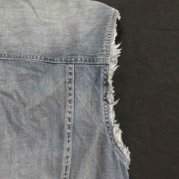 GUESS - Los Angeles | medium | Button-Up Closure | Blue Denim Vest - Picture 12 of 14